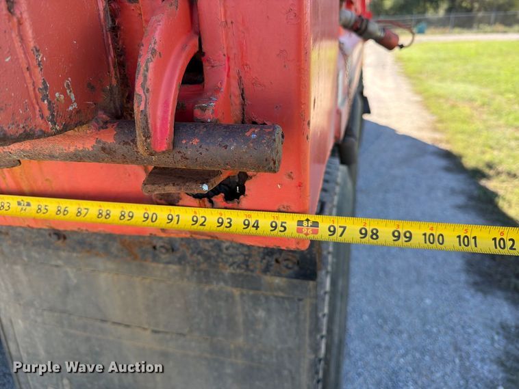 image for item EP7912 1995 Ford L8000 dump truck