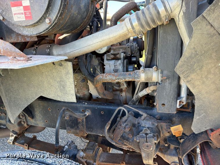 image for item EP7913 1995 Ford L8000 dump truck
