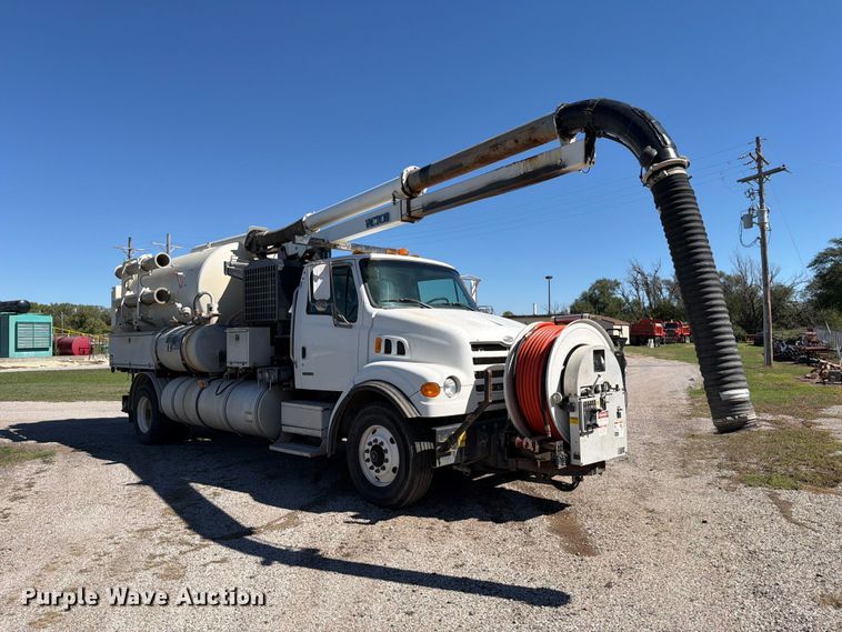 image for item EP7915 2005 Sterling L7500 sewer jetter truck