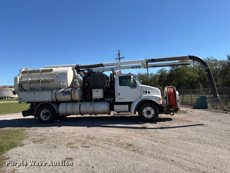 image for item EP7915 2005 Sterling L7500 sewer jetter truck