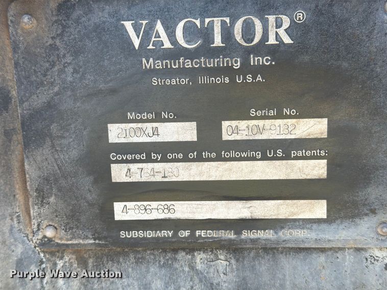image for item EP7915 2005 Sterling L7500 sewer jetter truck
