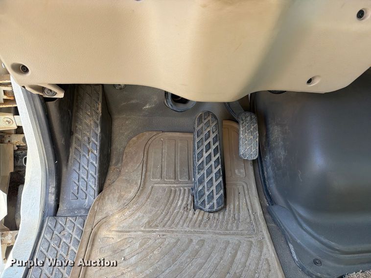 image for item EP7915 2005 Sterling L7500 sewer jetter truck