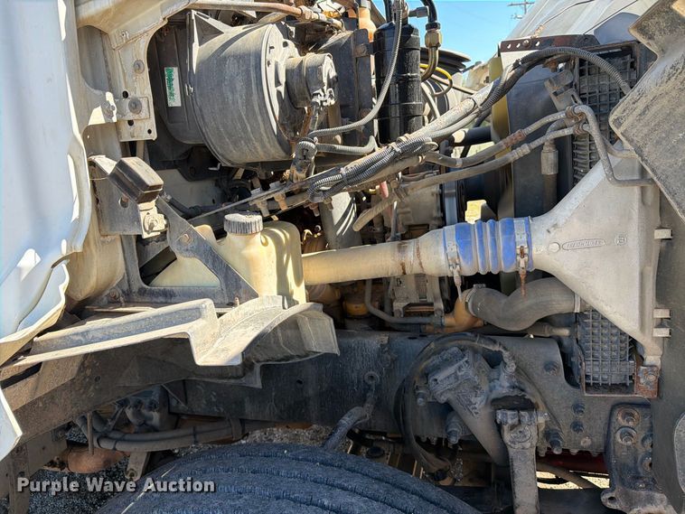 image for item EP7915 2005 Sterling L7500 sewer jetter truck