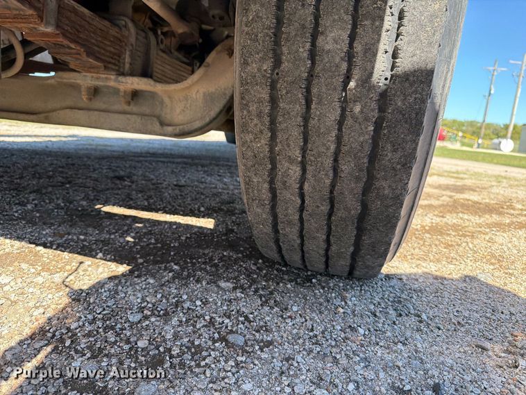 image for item EP7915 2005 Sterling L7500 sewer jetter truck