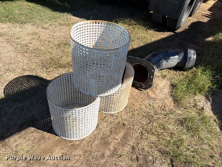 image for item EP7915 2005 Sterling L7500 sewer jetter truck