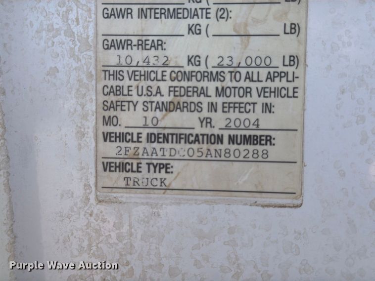 image for item EP7915 2005 Sterling L7500 sewer jetter truck
