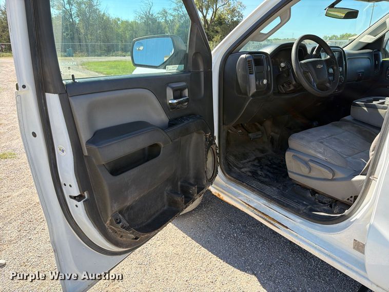 image for item EP7916 2015 Chevrolet Silverado 2500HD Ext. Cab pickup truck