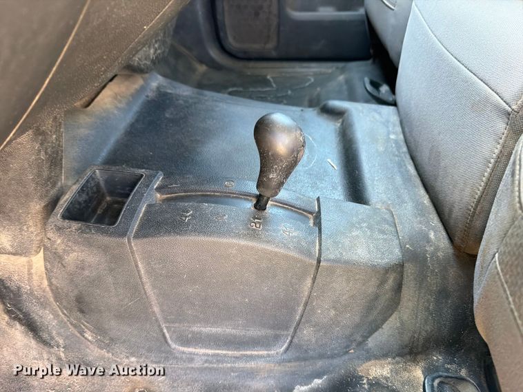 image for item EP7916 2015 Chevrolet Silverado 2500HD Ext. Cab pickup truck