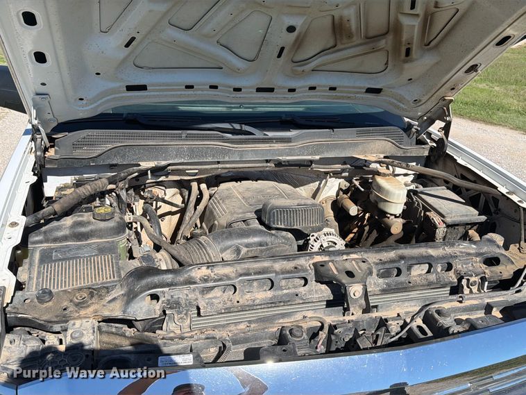 image for item EP7916 2015 Chevrolet Silverado 2500HD Ext. Cab pickup truck