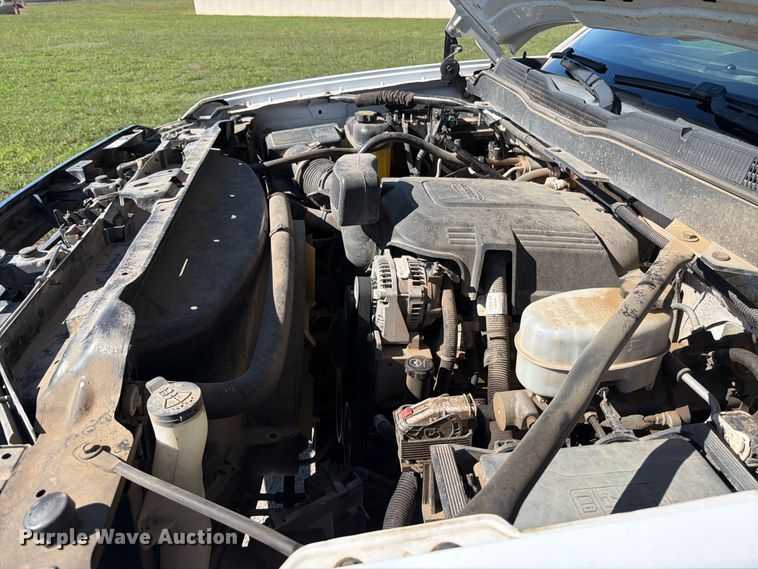 image for item EP7916 2015 Chevrolet Silverado 2500HD Ext. Cab pickup truck