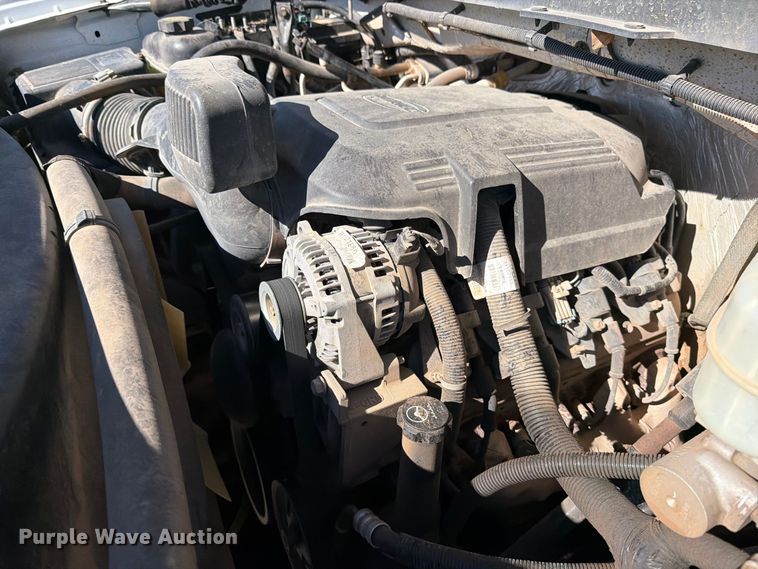 image for item EP7916 2015 Chevrolet Silverado 2500HD Ext. Cab pickup truck