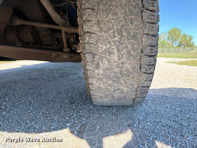 image for item EP7916 2015 Chevrolet Silverado 2500HD Ext. Cab pickup truck