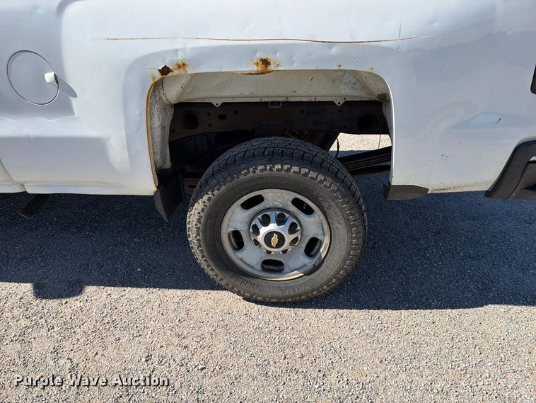 image for item EP7916 2015 Chevrolet Silverado 2500HD Ext. Cab pickup truck
