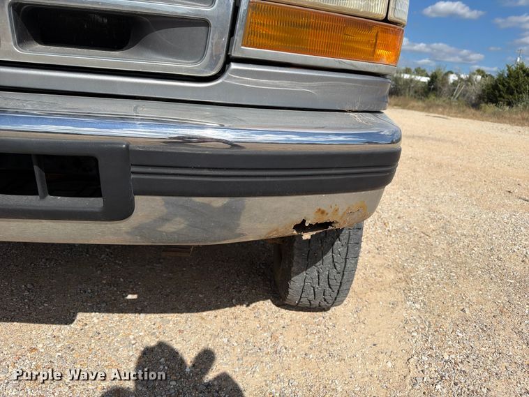 image for item ER3483 1996 Ford F250 XLT pickup truck