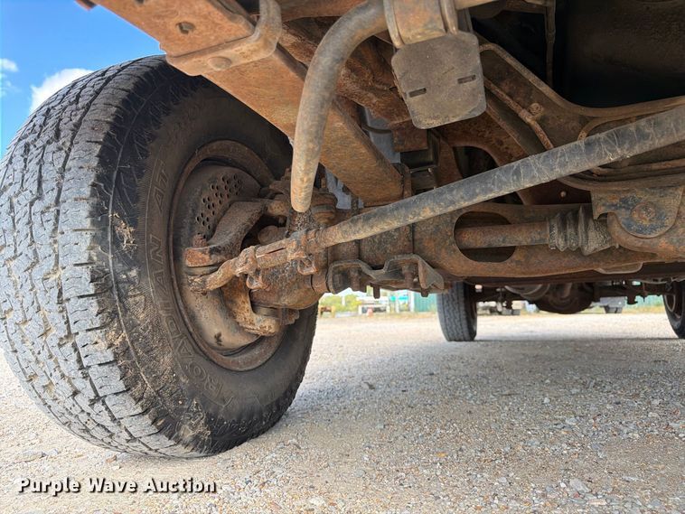 image for item ER3483 1996 Ford F250 XLT pickup truck