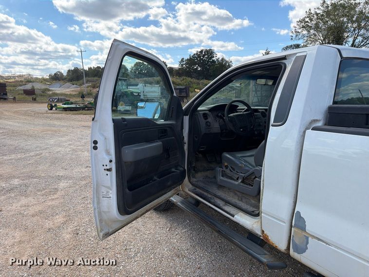 image for item ER3484 2011 Ford F150 XL pickup truck