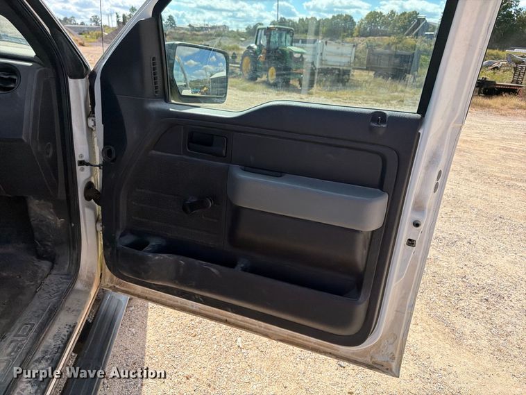 image for item ER3484 2011 Ford F150 XL pickup truck