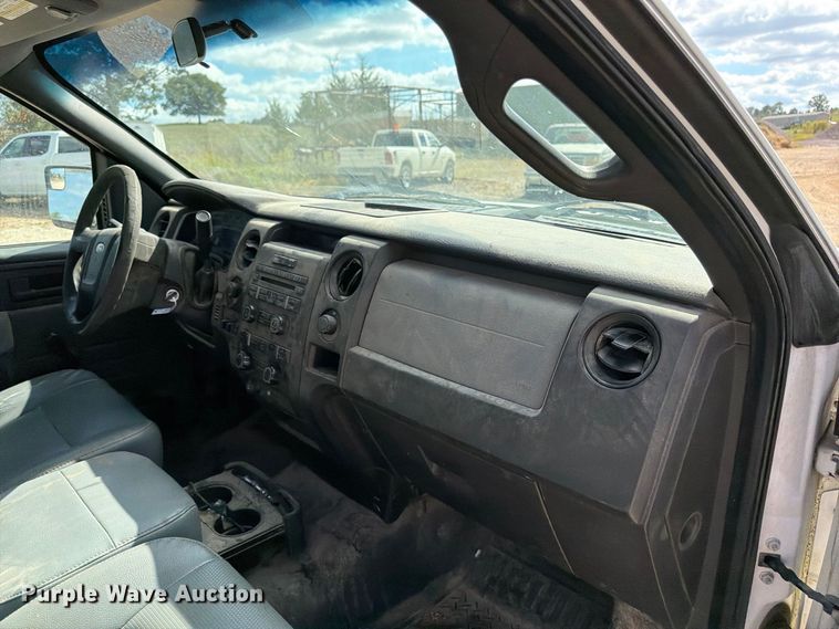 image for item ER3484 2011 Ford F150 XL pickup truck