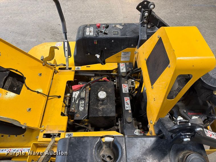 image for item ES1159 2015 Hustler 934224 ZTR lawn mower