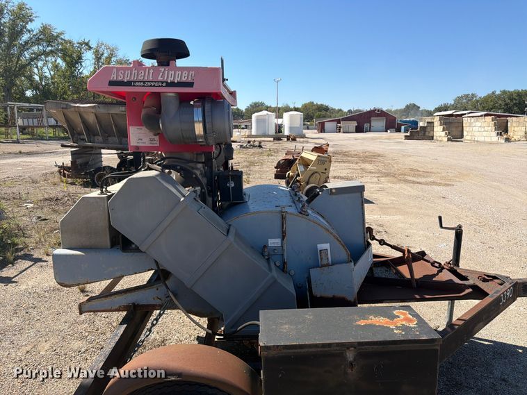 image for item ES1163 Asphalt Zipper AZ-360 cold planer