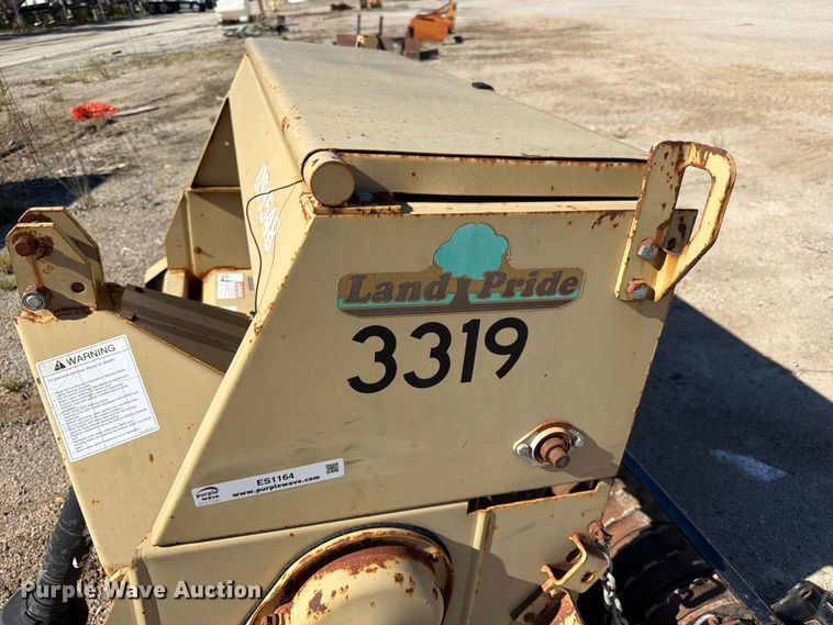 image for item ES1164 2002 Land Pride OS1548 seeder