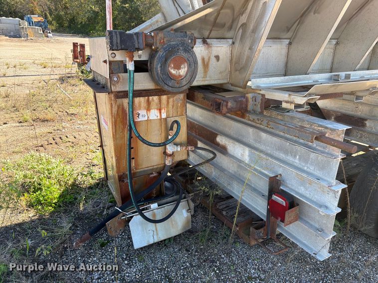 image for item ES1165 Monroe Snow and Ice 00058804 spreader
