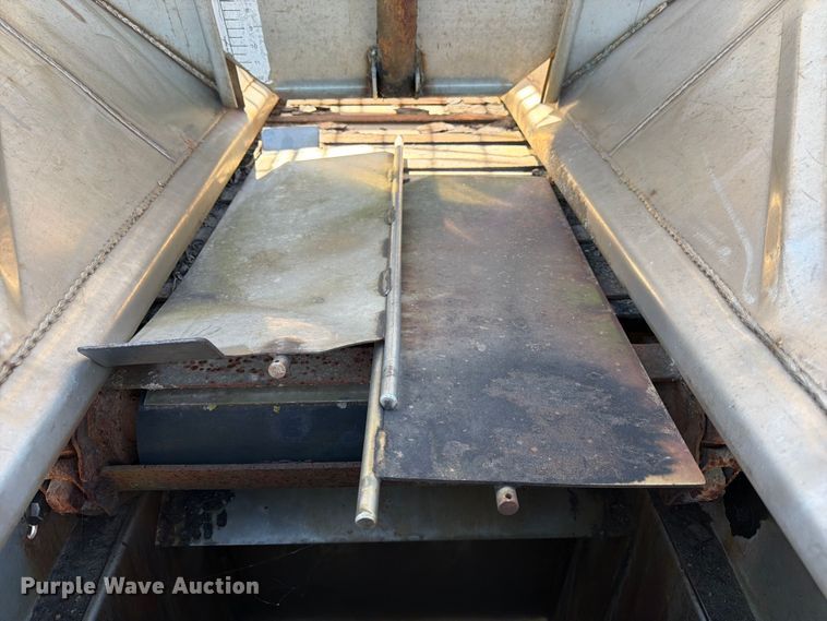 image for item ES1165 Monroe Snow and Ice 00058804 spreader