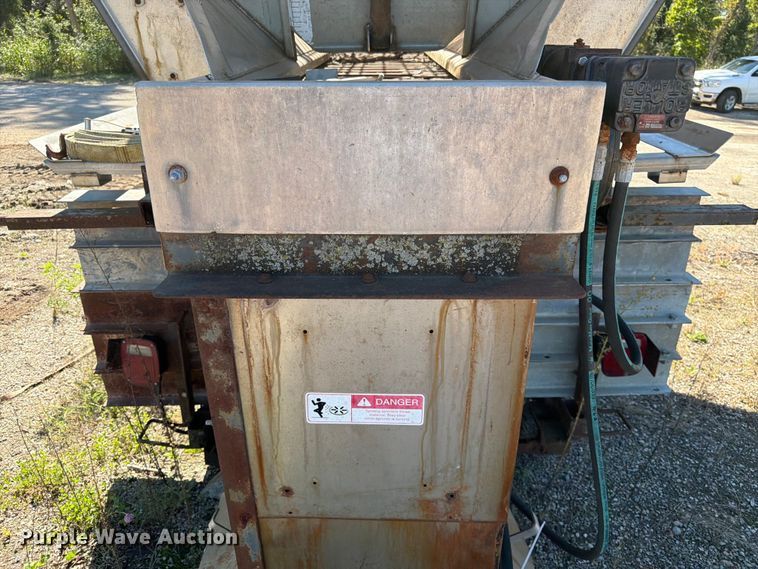 image for item ES1165 Monroe Snow and Ice 00058804 spreader