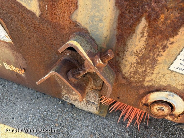 image for item ES1166 2012 Bobcat 72 Sweeper skid steer sweeper