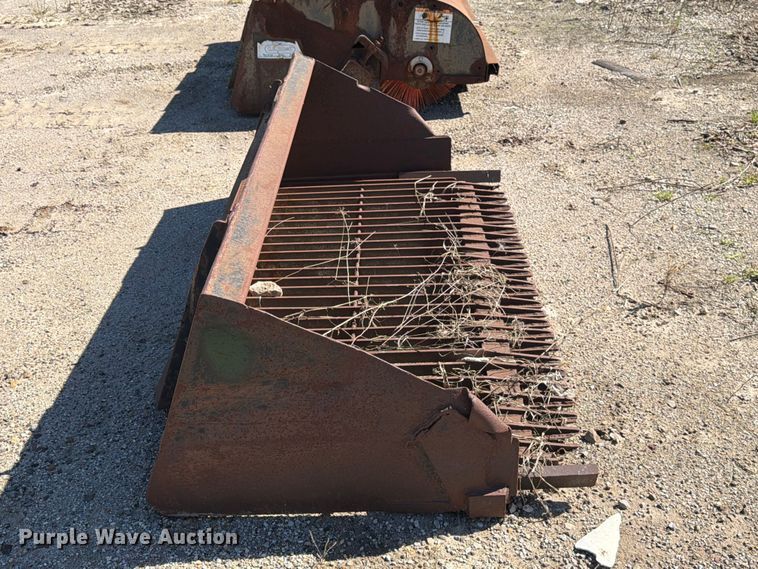 image for item ES1167 Skid steer rock bucket