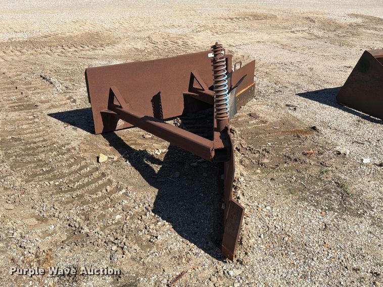 image for item ES1168 Skid steer blade