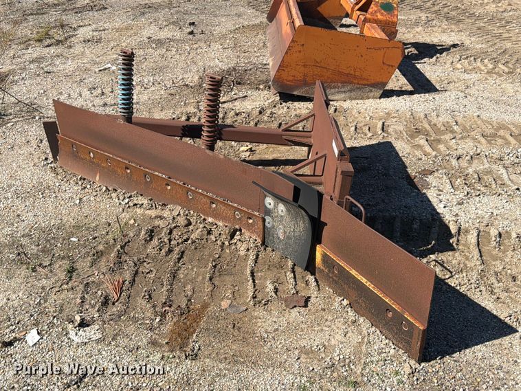 image for item ES1168 Skid steer blade