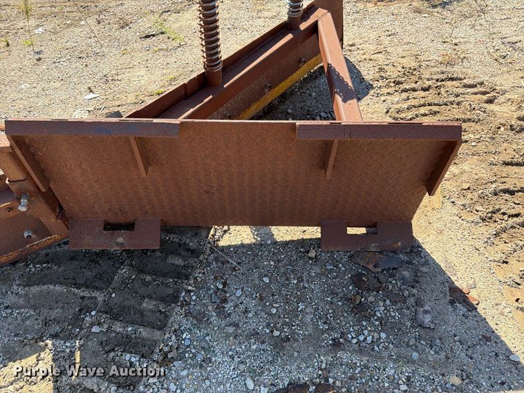 image for item ES1168 Skid steer blade
