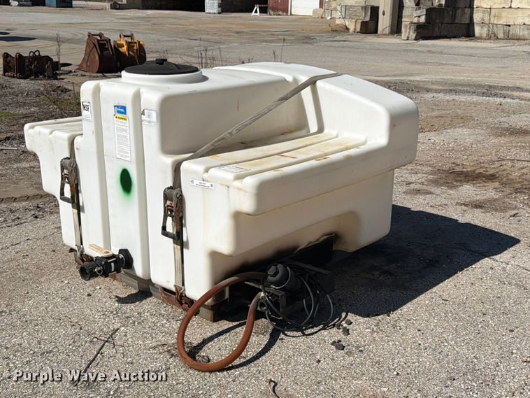 image for item ES1170 2020 Ace Roto-Mold tank