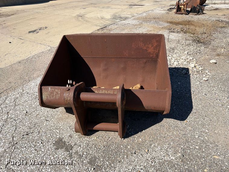 image for item ES1171 ESCO excavator bucket