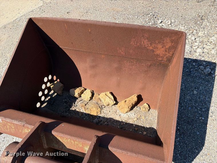 image for item ES1171 ESCO excavator bucket