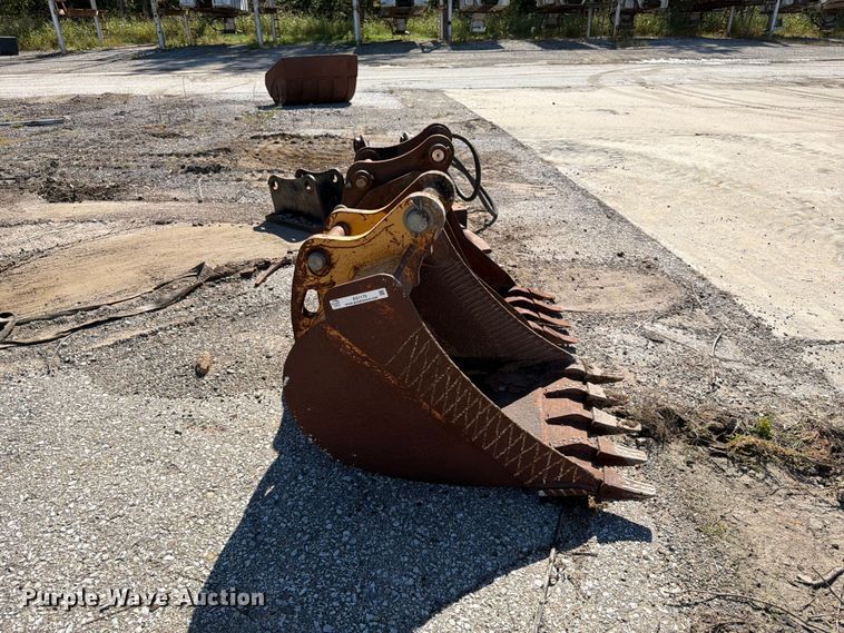 image for item ES1172 (4) excavator attachments
