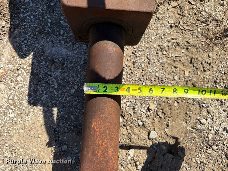 image for item ES1172 (4) excavator attachments