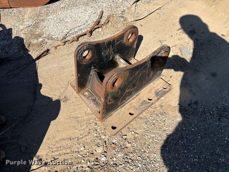 image for item ES1172 (4) excavator attachments
