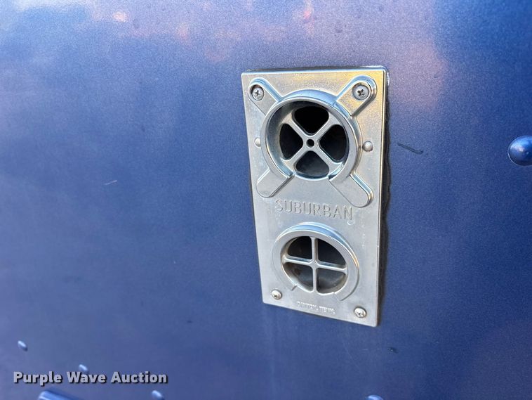 image for item ES8117 1990 Chevrolet Forward Control mobile command center