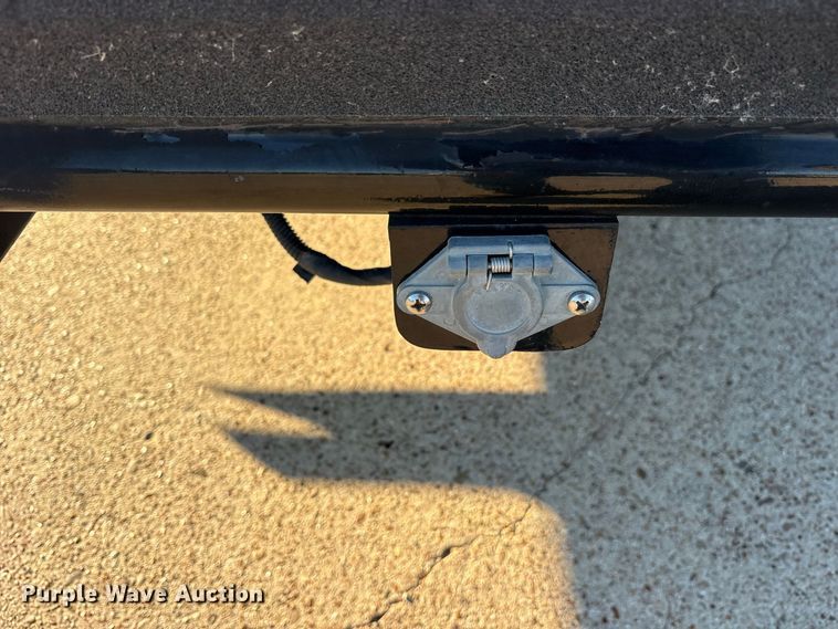 image for item ES8117 1990 Chevrolet Forward Control mobile command center