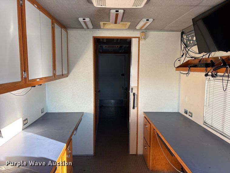 image for item ES8117 1990 Chevrolet Forward Control mobile command center