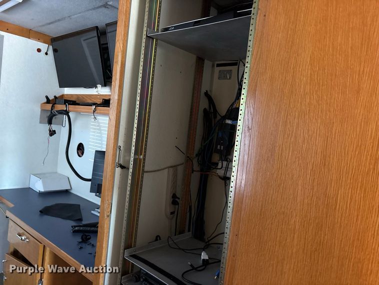 image for item ES8117 1990 Chevrolet Forward Control mobile command center