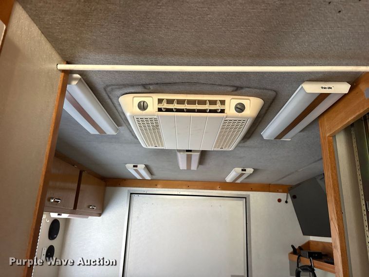 image for item ES8117 1990 Chevrolet Forward Control mobile command center