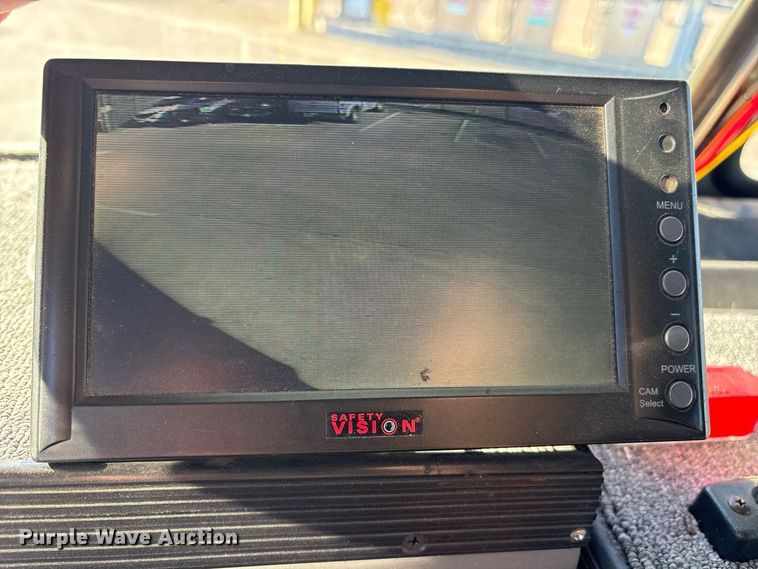 image for item ES8117 1990 Chevrolet Forward Control mobile command center