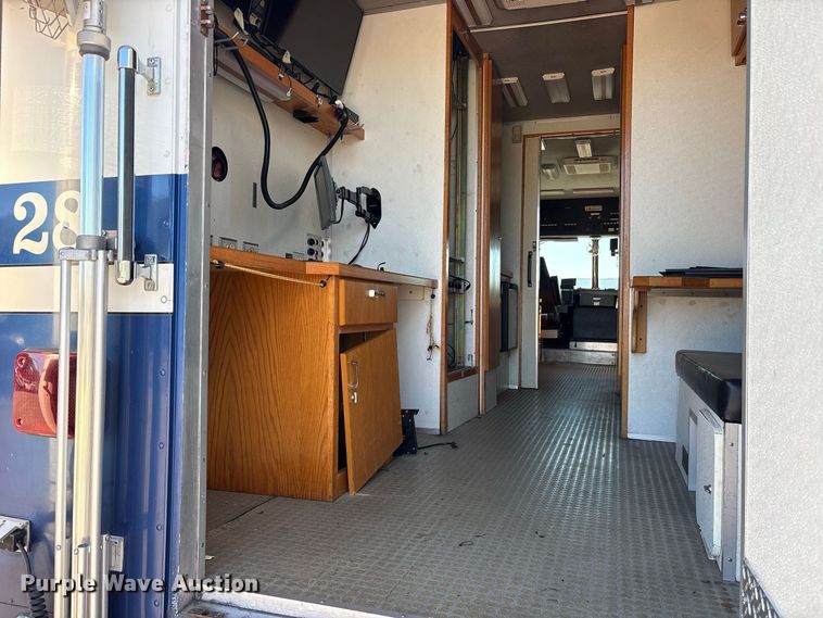 image for item ES8117 1990 Chevrolet Forward Control mobile command center