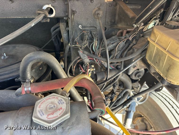 image for item ES8117 1990 Chevrolet Forward Control mobile command center