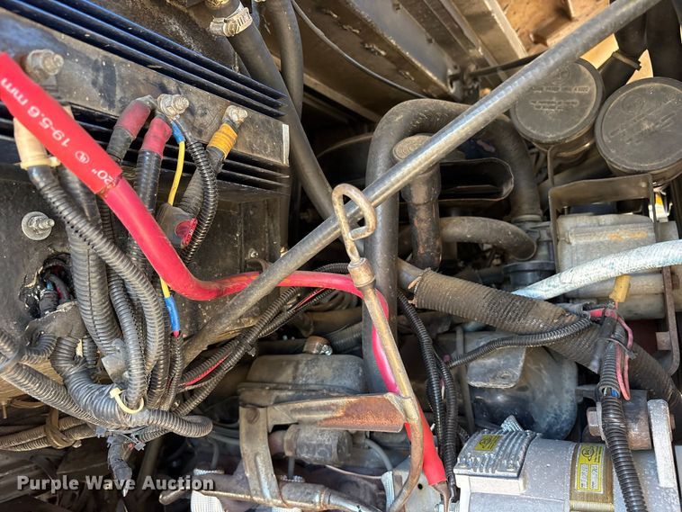 image for item ES8117 1990 Chevrolet Forward Control mobile command center