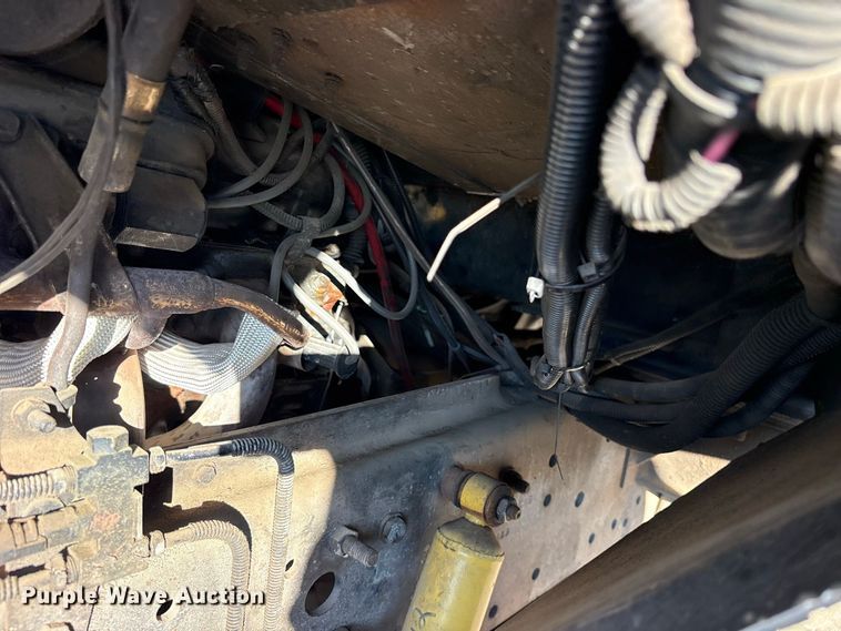 image for item ES8117 1990 Chevrolet Forward Control mobile command center