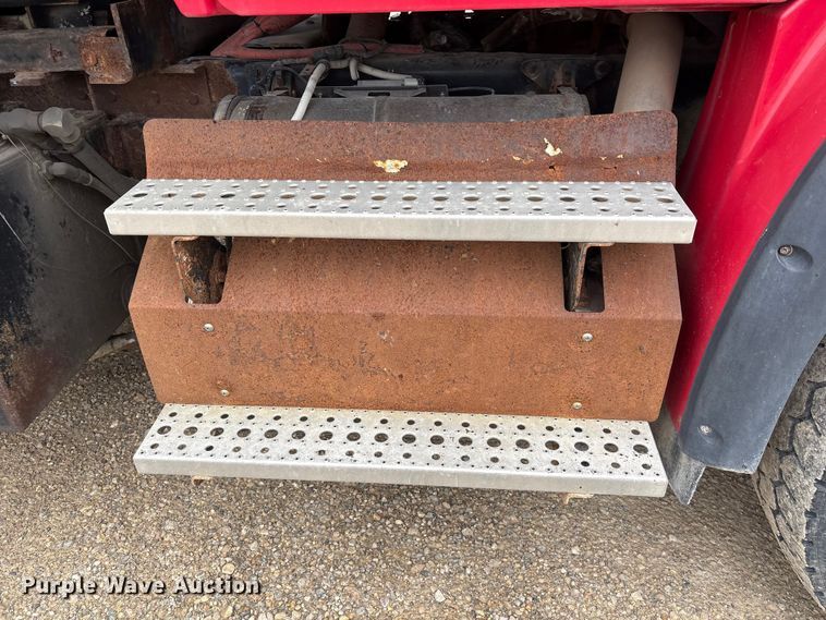 image for item EU0624 2012 Freightliner M2 dump truck